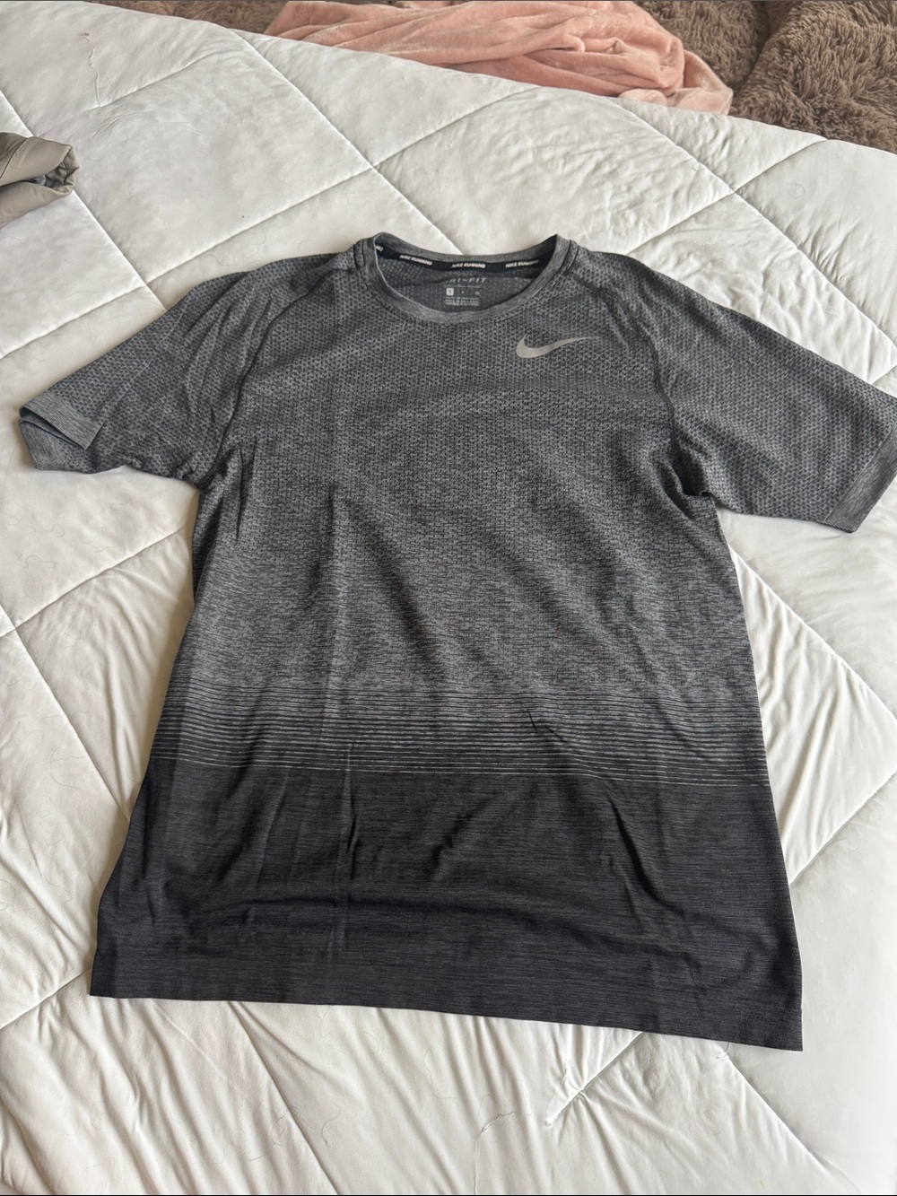Nike Men's Black and Gray Gradient Dri-FIT Short Sleeve Tee